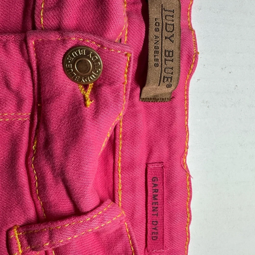Judy Blue High Rise Magenta Pink Embroidery 2x  Garment Dyed shorts - Picture 8 of 11